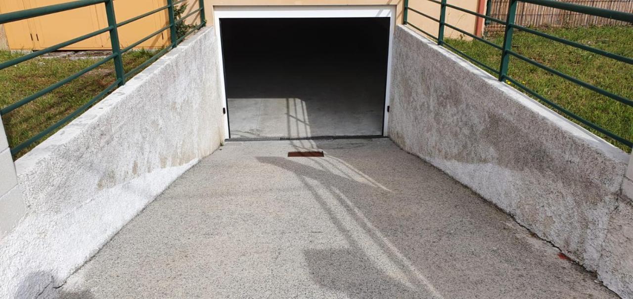 דירות Apartamento Tira פיניסטרה מראה חיצוני תמונה